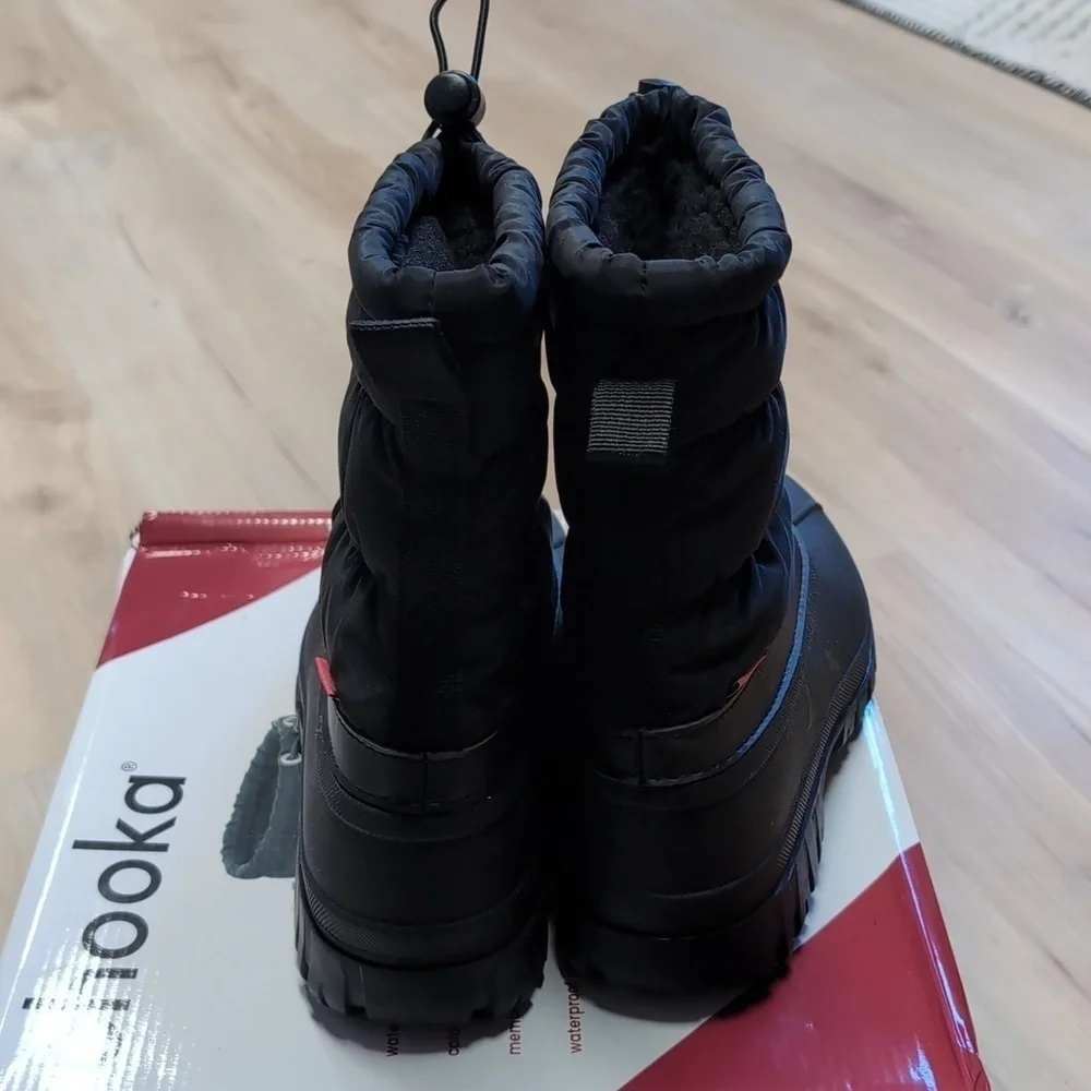 CHOOKA WOMEN'S NYLON PUFFER MID COLD WEATHER BOOT - BLACK